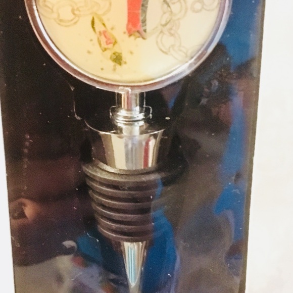 Wine Bottle Stopper - Picture 4 of 4